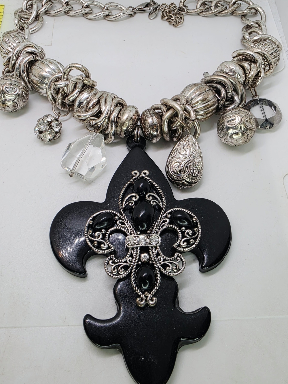 Vtg Large Black & Silver Fleur De Lis Maximalist Necklace Chunky Ring Bead Charm